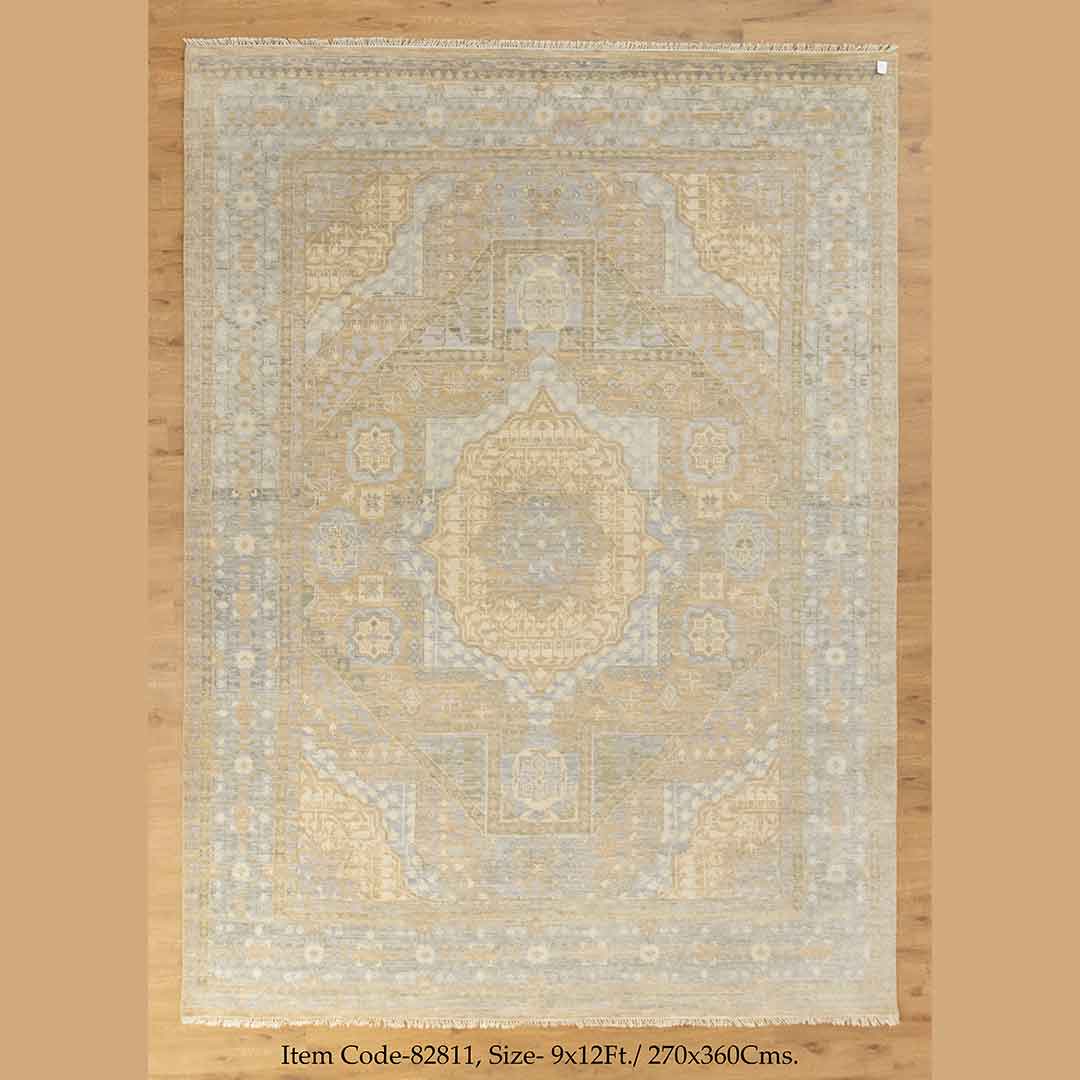 Artisan Hand-Knotted Mamluk Distressed look Rug: Quality Meets Design