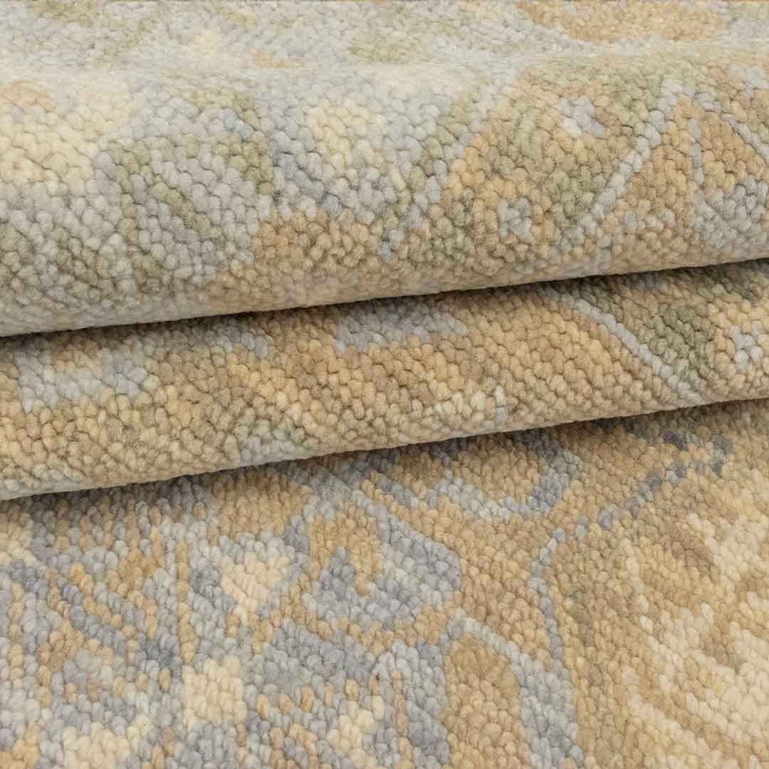 Artisan Hand-Knotted Mamluk Distressed look Rug: Quality Meets Design