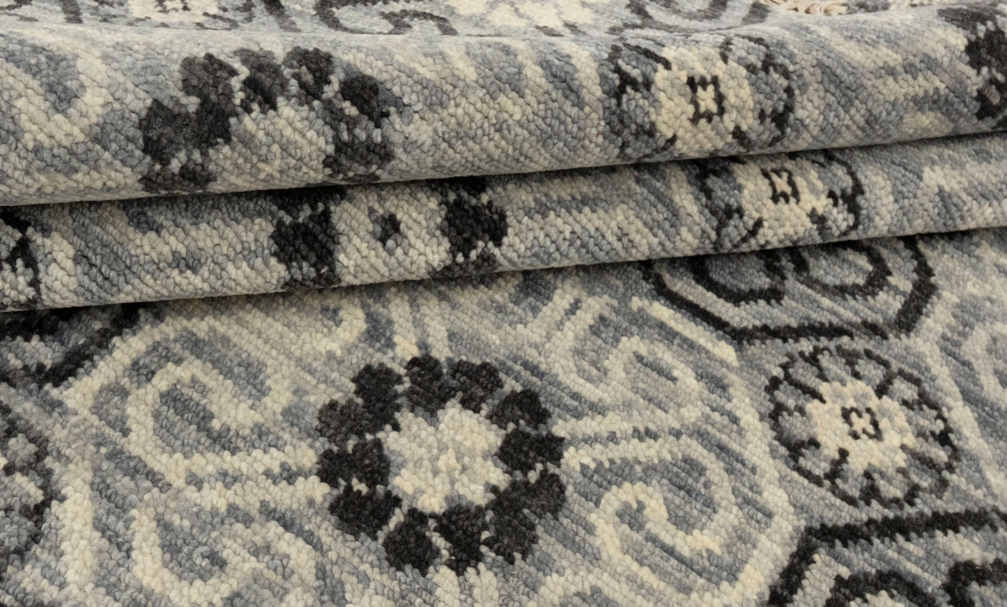 Ishahan Ikat Persian Style Rug