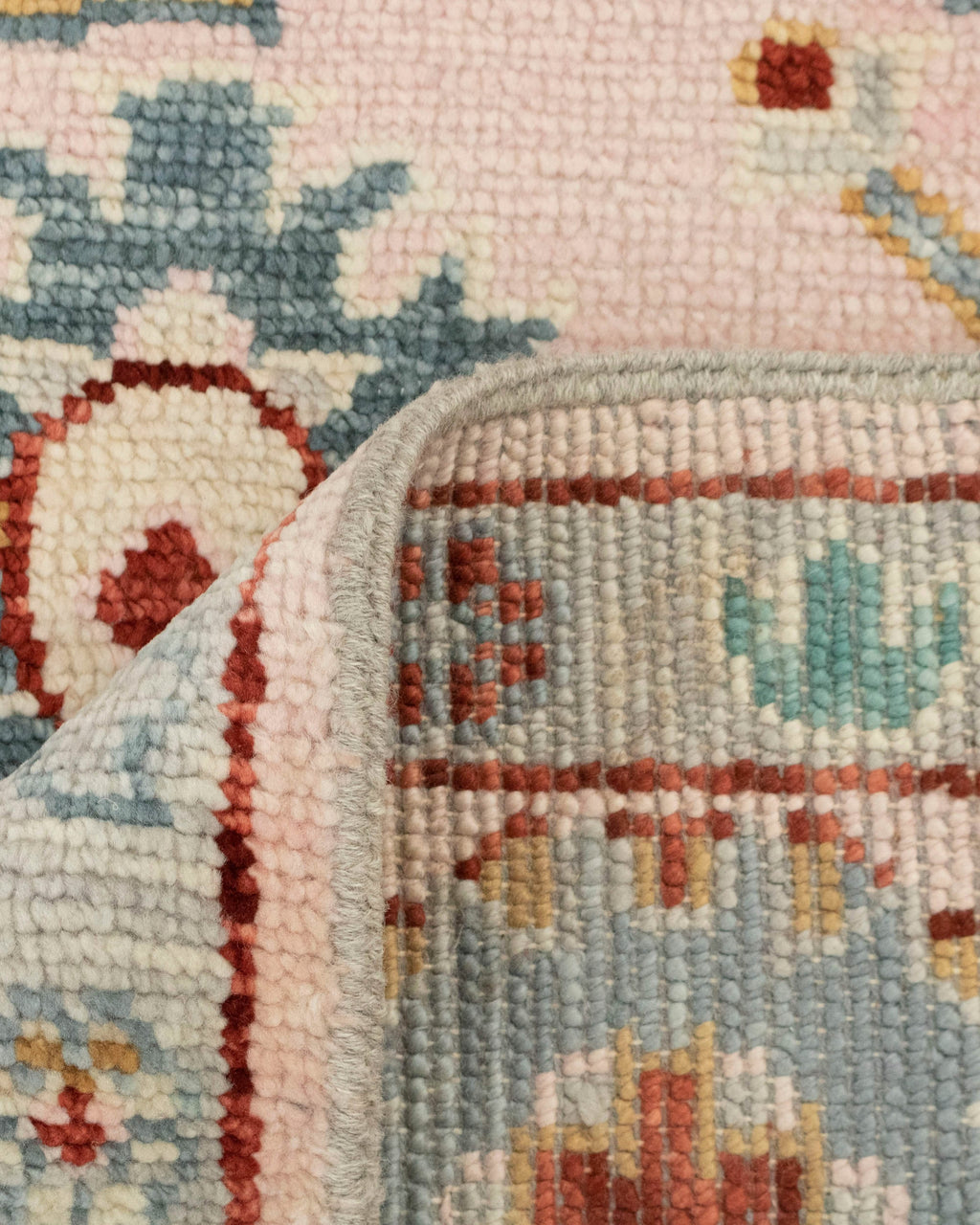 Unique Hand-Knotted Oushak Rug: Elevate Your Interior Decor