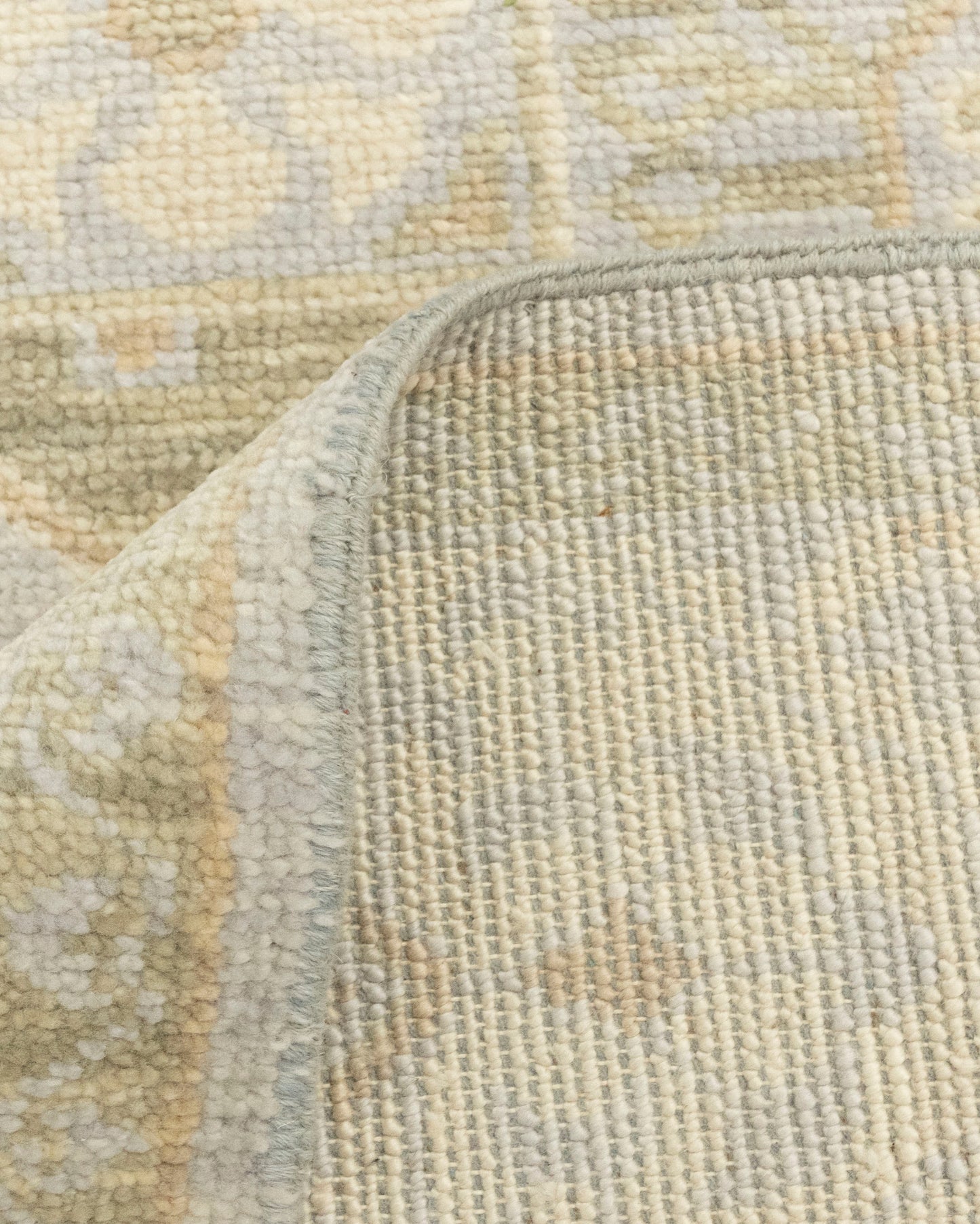 Hand-Knotted Royal Look Mamluk Rug: The Perfect Blend of Comfort and Style