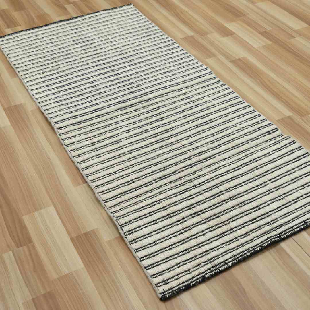 Custom white Jute Rug - Handcrafted Natural Fiber Accent Piece