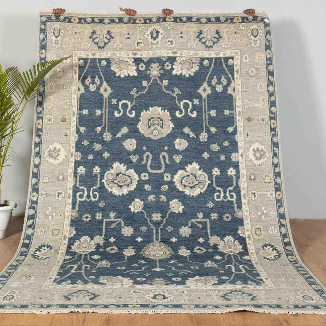 Floral  Modern Oushak Rug: Hand-Knotted Luxury for Any Room