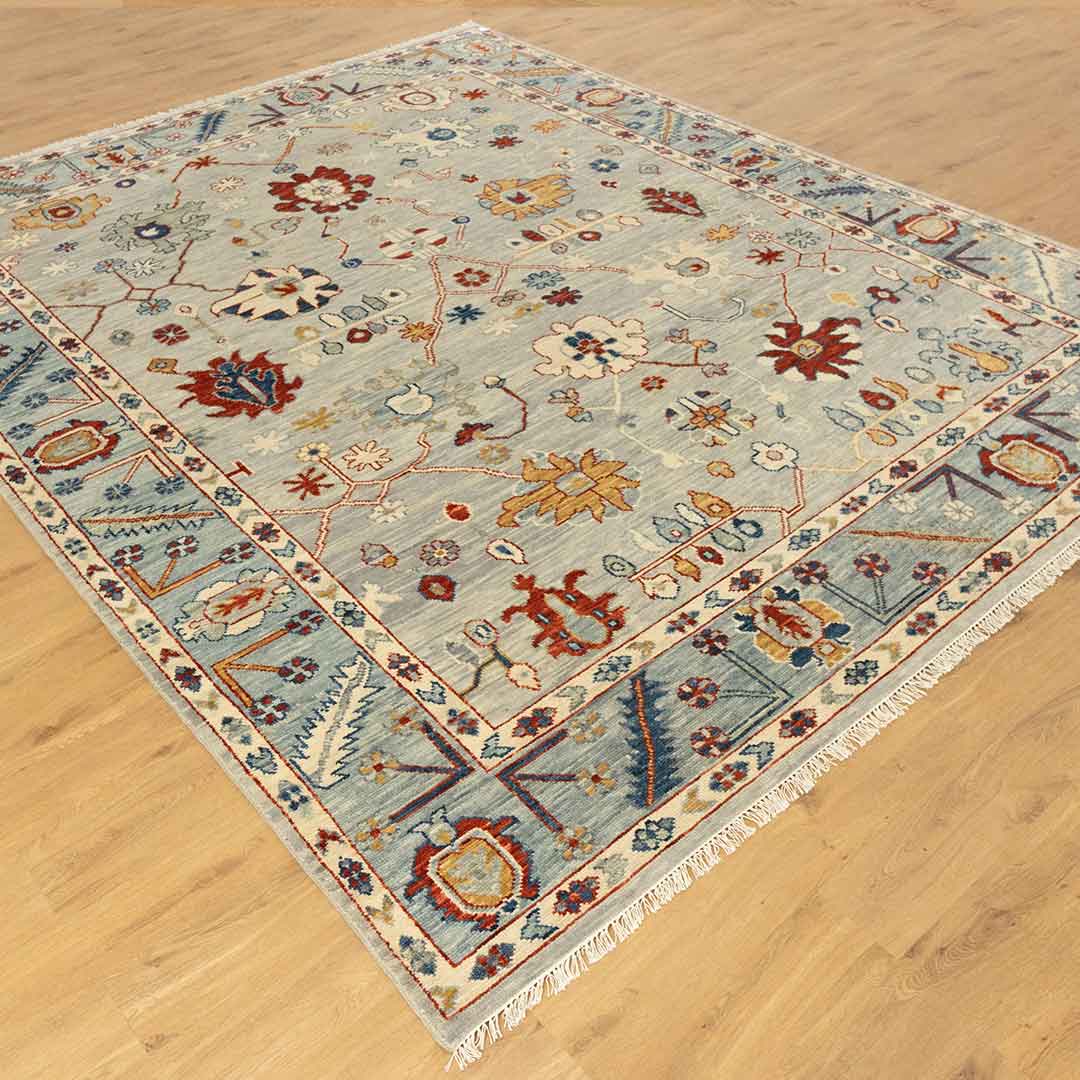 Hand-Knotted Oushak Rug: A Beautiful Blend of Tradition and Modernity