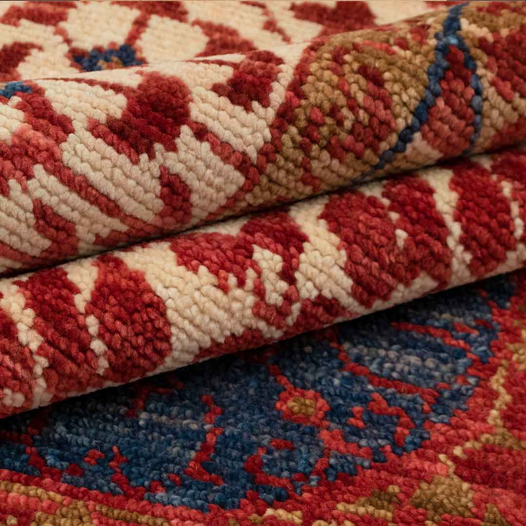 Luxurious Hand-Knotted Mamluk Rug for Chic Interiors