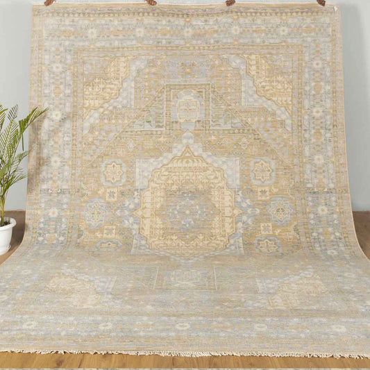 Artisan Hand-Knotted Mamluk Distressed look  Rug: Quality Meets Design