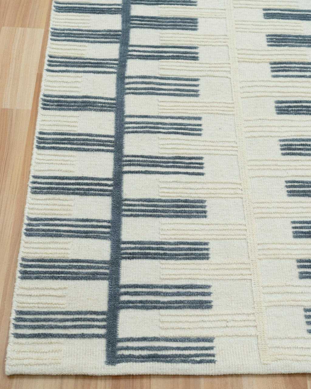 Ivory Slate Zipped