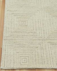 Diamond Ivory Repeat