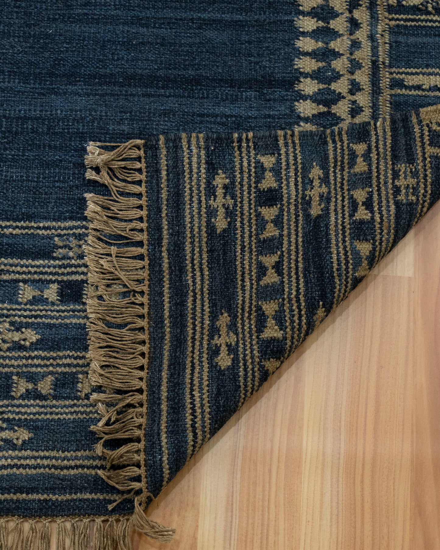 Flatweave Traditional Design