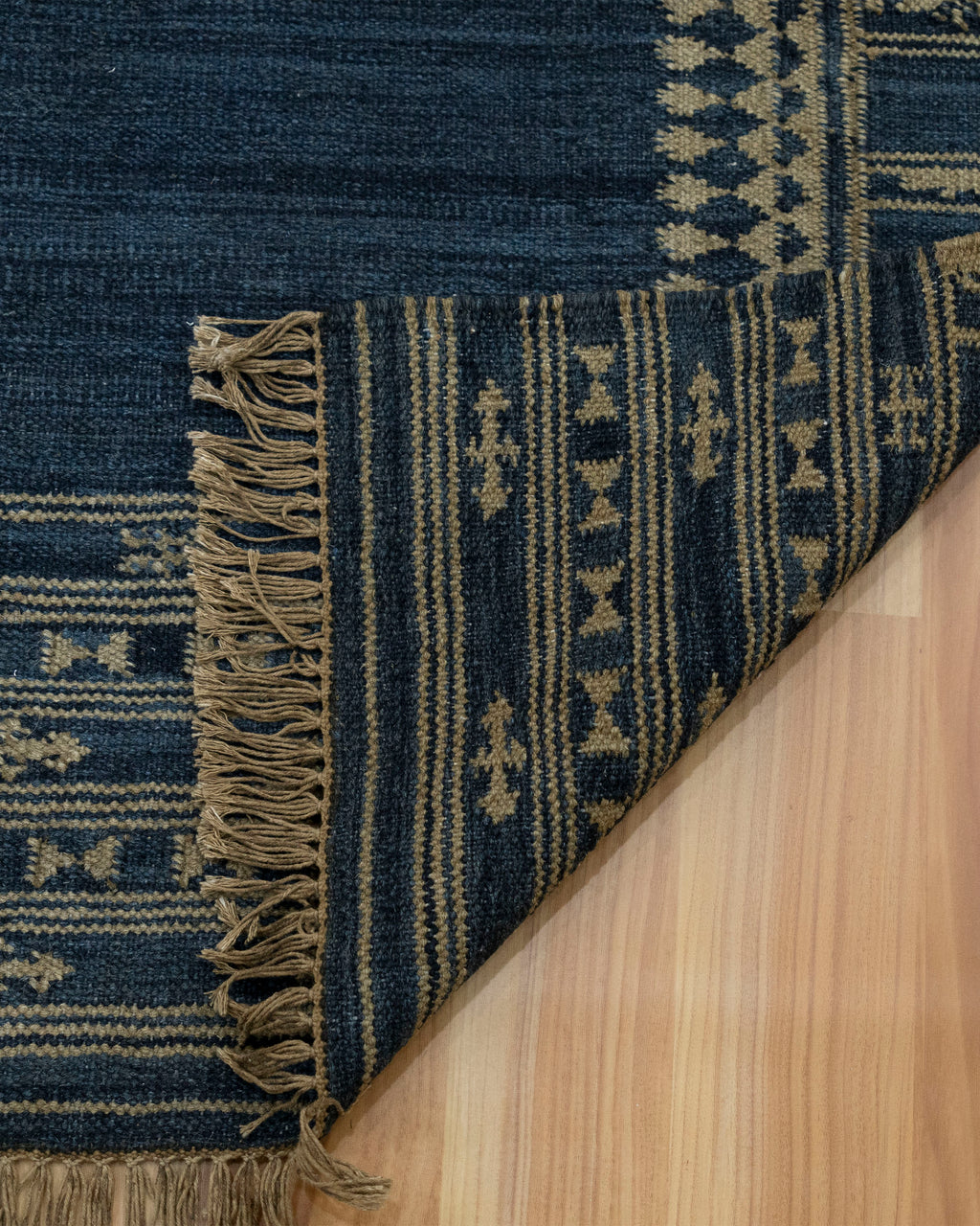 Flatweave Traditional Design