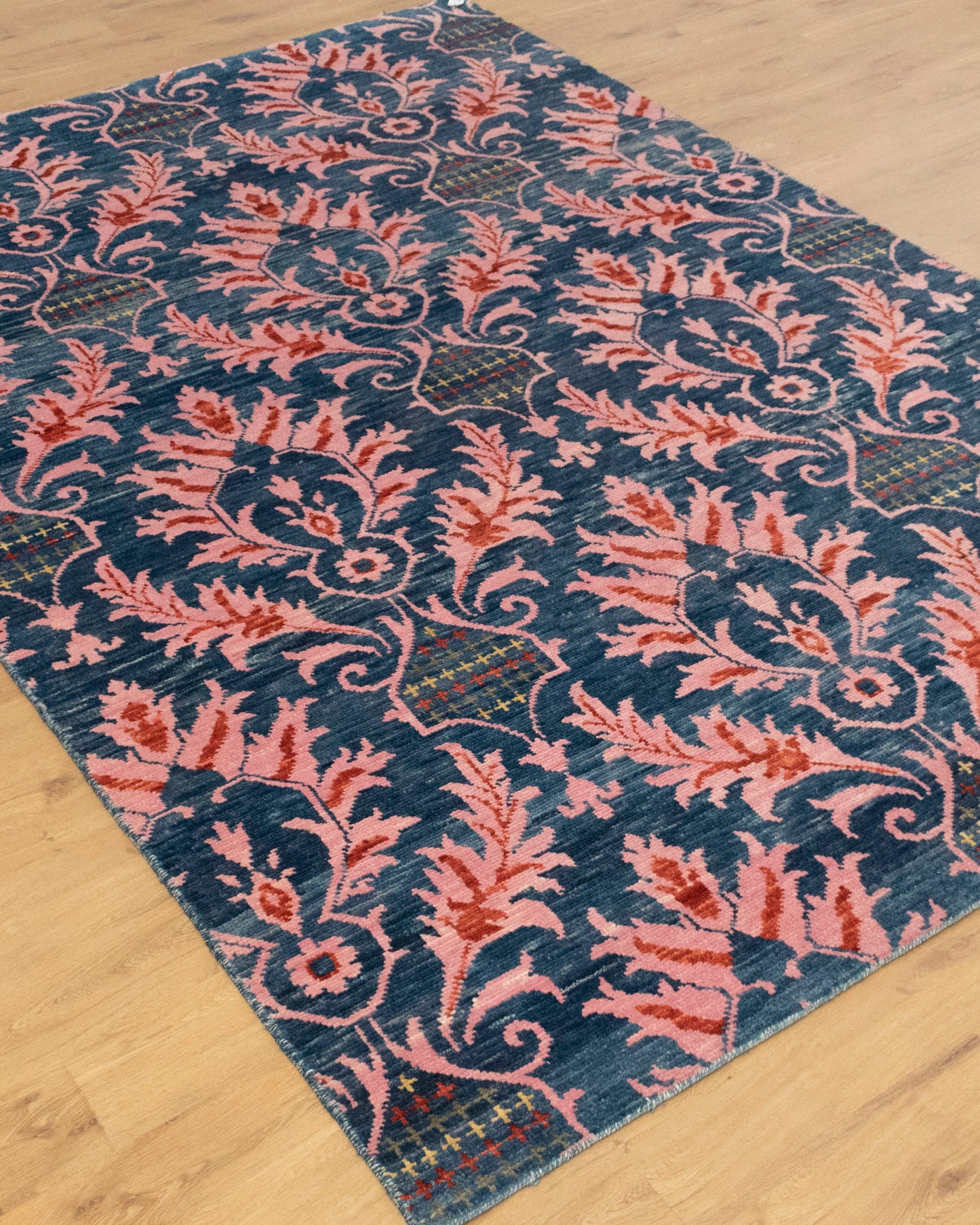 Floral Pink Hand knotted Rug..