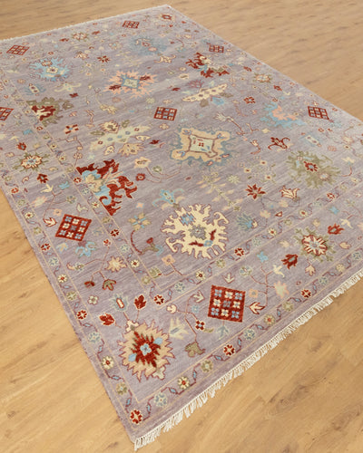 Luxurious Hand-Knotted Oushak Rug: Comfort Meets Style