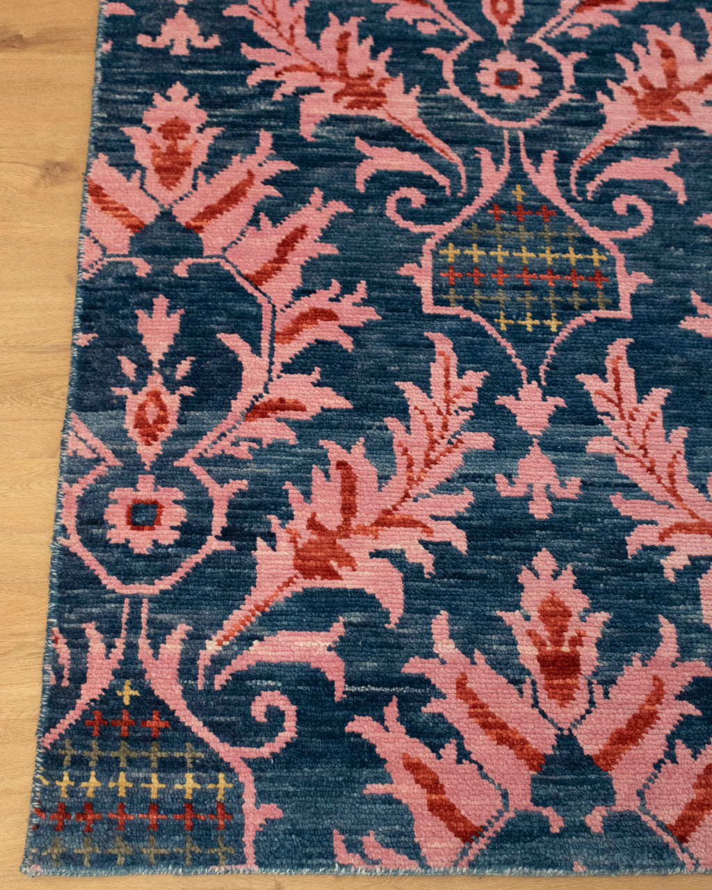 Floral Pink Hand knotted Rug..