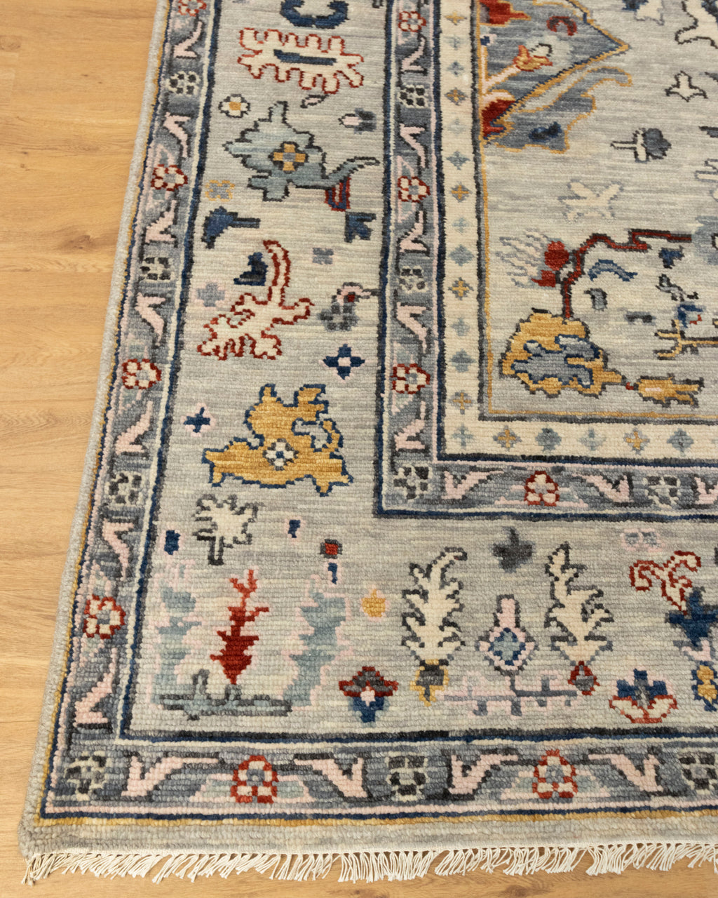 Artisan Hand-Knotted Traditonal Rug: Quality You Can Trust