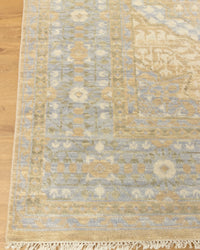 Artisan Hand-Knotted Mamluk Distressed look  Rug: Quality Meets Design