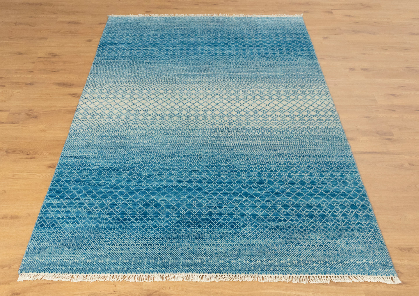 Lagoon Contemporary Plush Hand knotted Rugs