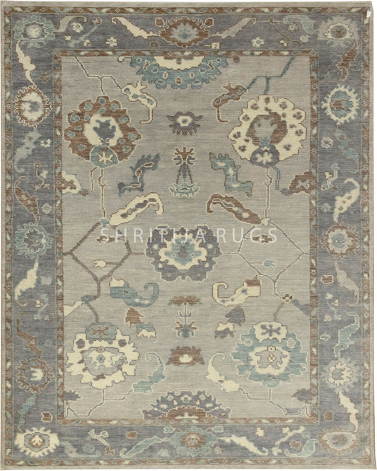 Paisley Hand-Knotted Oushak Rug: The Perfect Centerpiece for Your Room