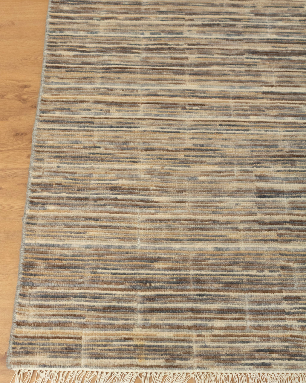 Aprezo Abstract Oriental Kashkoli Hand Knotted Rug