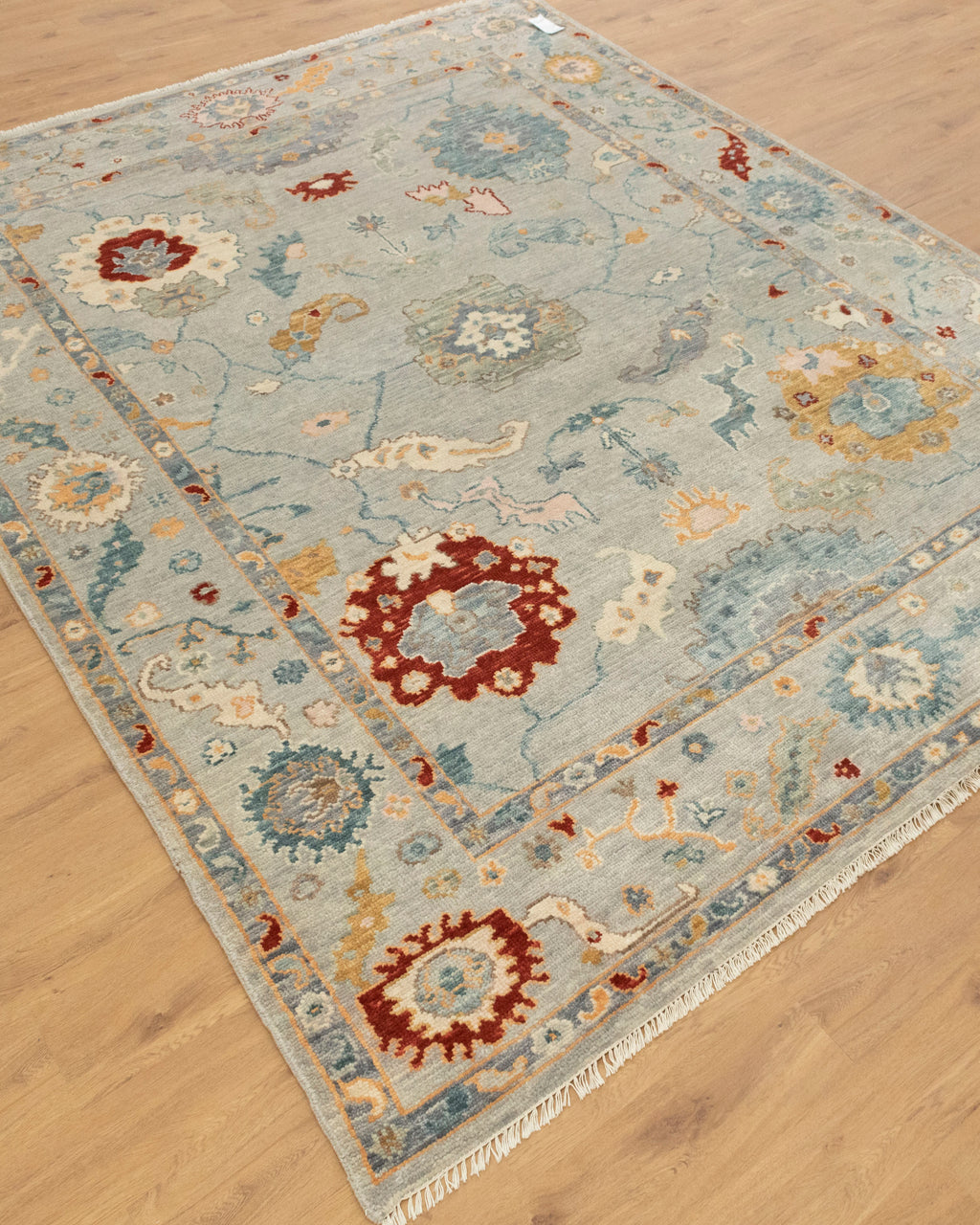 Elegant Hand-Knotted Modern Oushak Rug for Luxurious Living Spaces