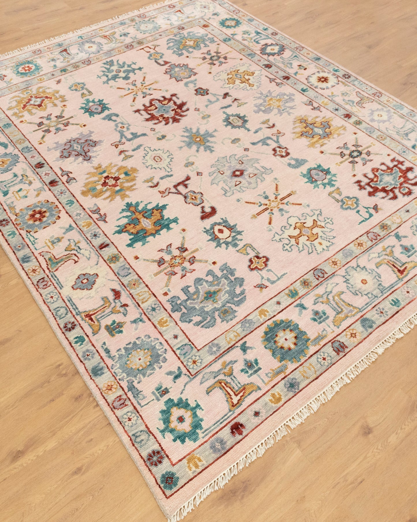 Unique Hand-Knotted Oushak Rug: Elevate Your Interior Decor
