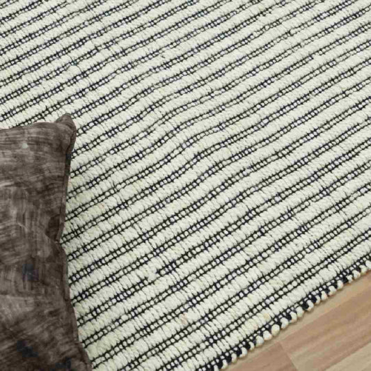 Organic Jute Rug - Bleach Tones for a Cozy Ambiance