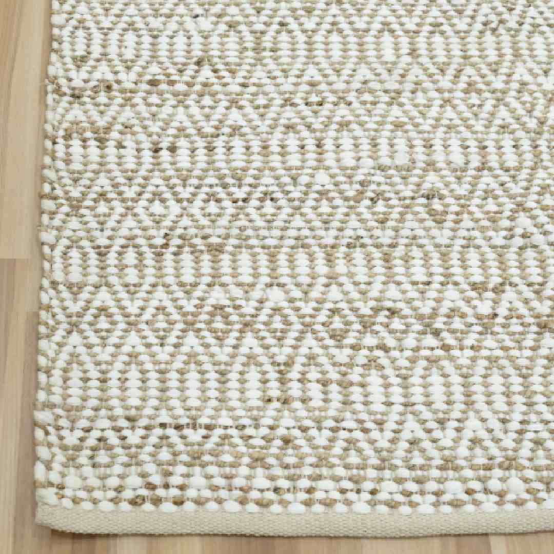 Jute and Cotton Blend Rug - Soft and Versatile Home Decor