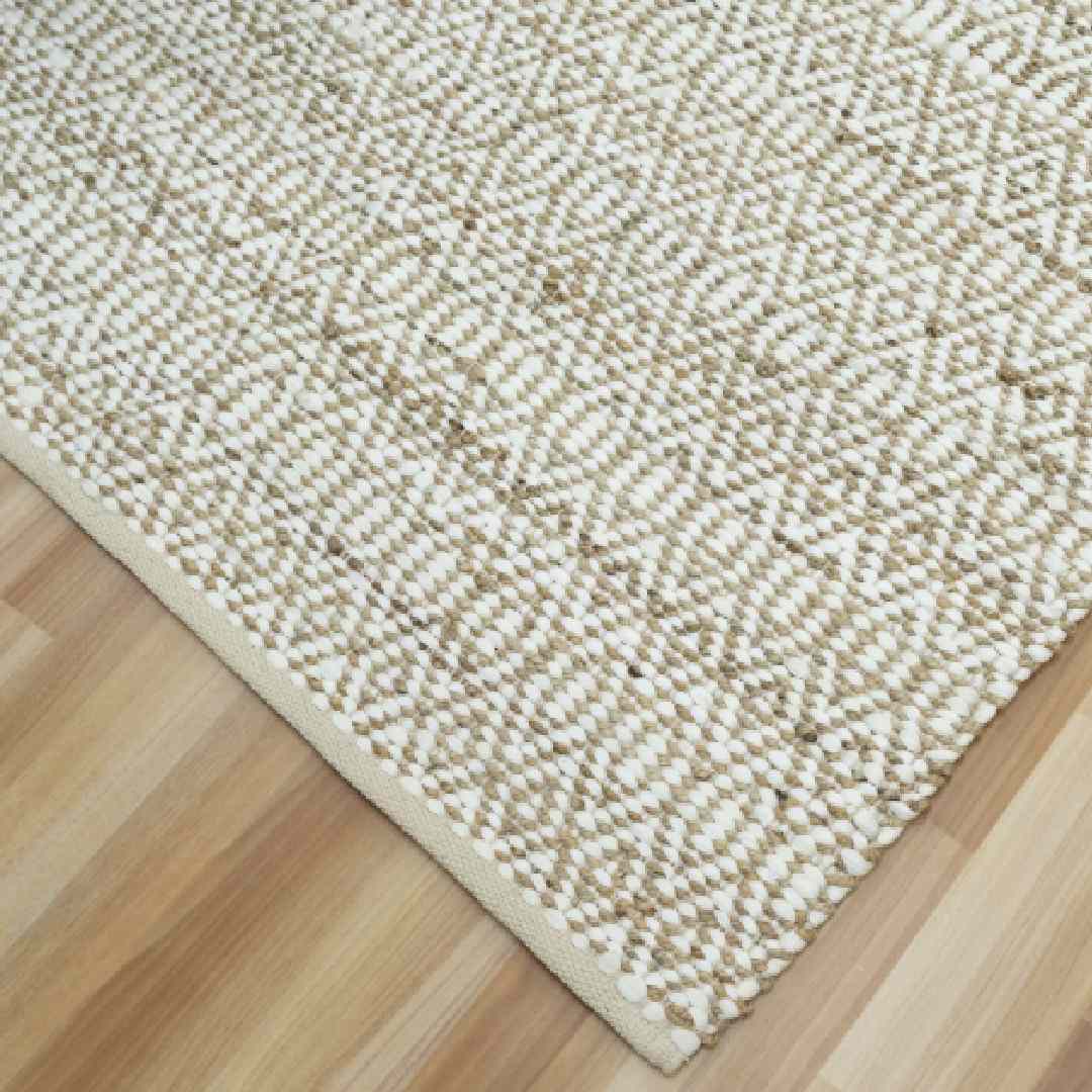 Jute and Cotton Blend Rug - Soft and Versatile Home Decor