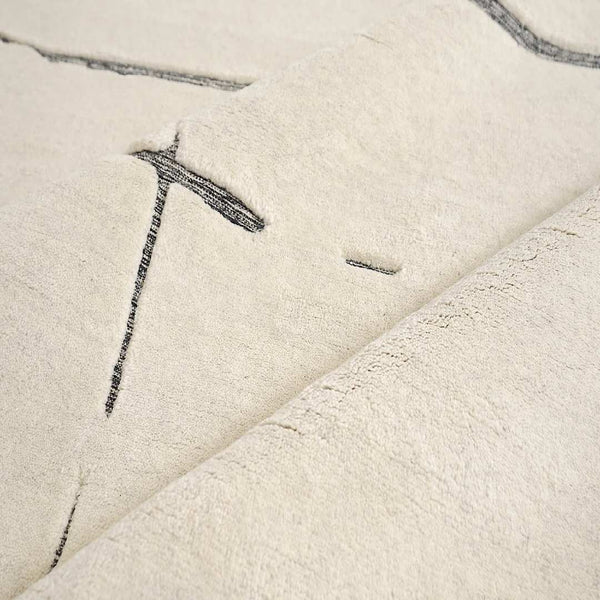 Ivory Stramlined Rug | Best Moroccan Rugs Online