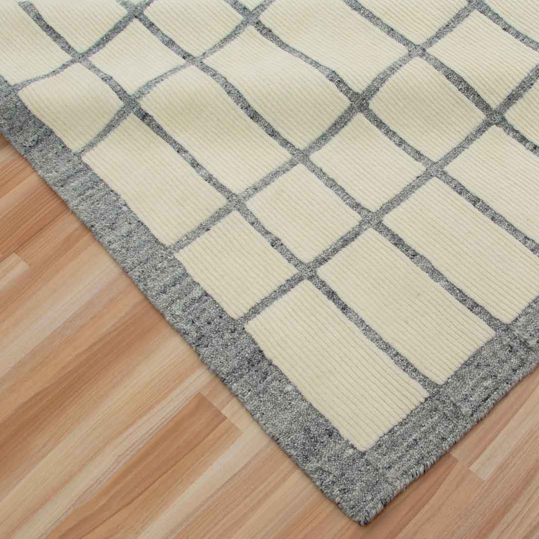 Ivory Grey Hand Loom Rug