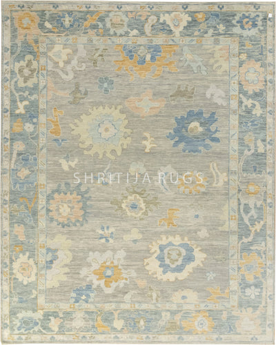 Elegant Hand-Knotted Oushak Rug: Perfect for Any Room